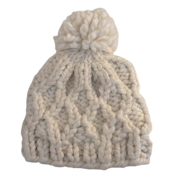 JustFab Cream Cable Knit Fisherman Winter Fall Comfy Beanie Hat One Size - Picture 1 of 3
